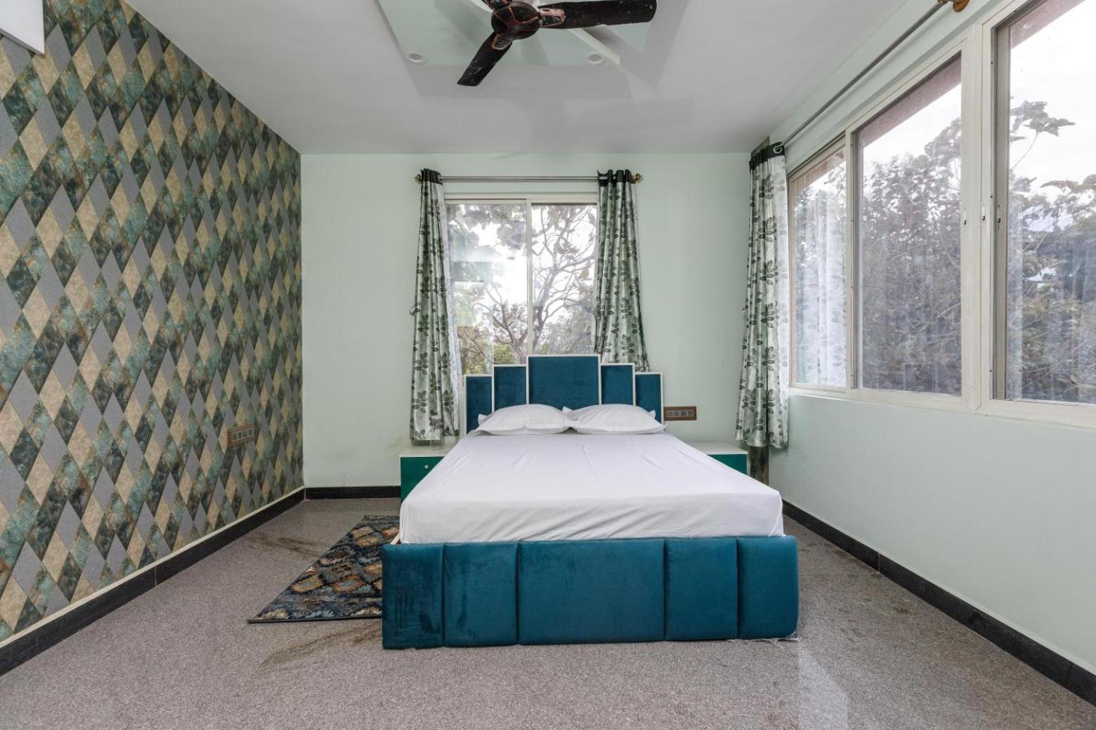 Villa Exotica By Stayjade5Bhkpoolacprojector Denkanikottai Exterior photo